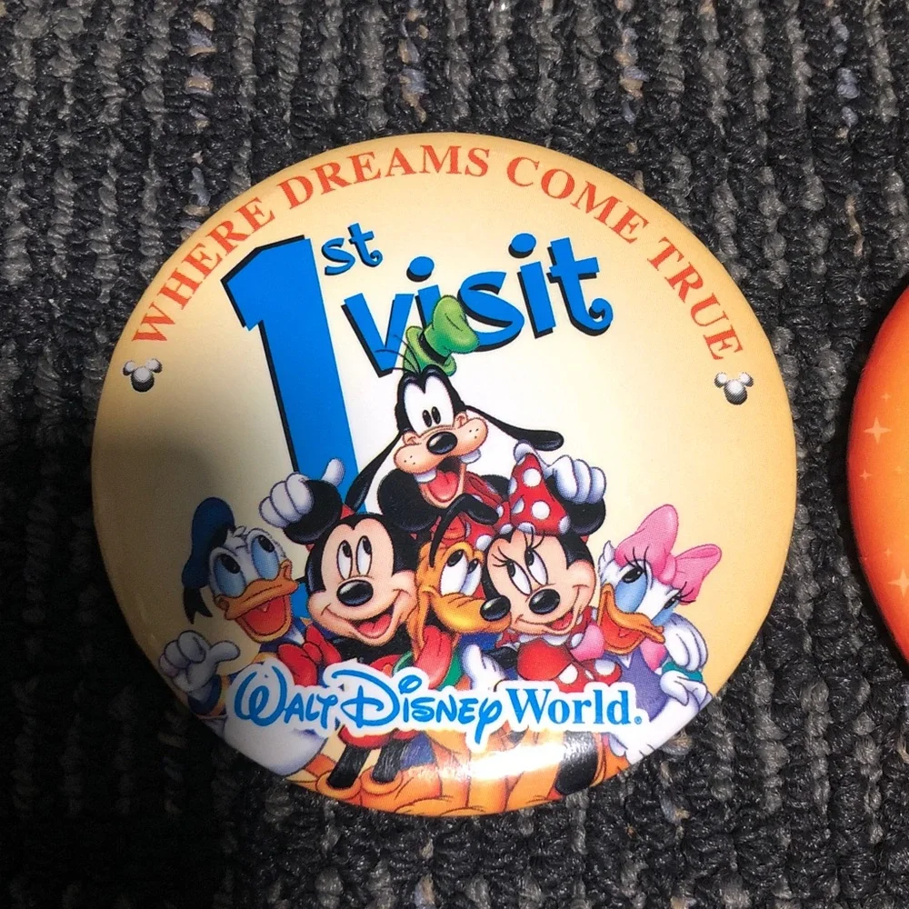 🛍️ Disney 1st Visit Celebration Buttons
